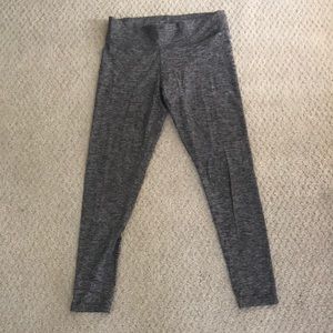 PINK ultimate yoga leggings